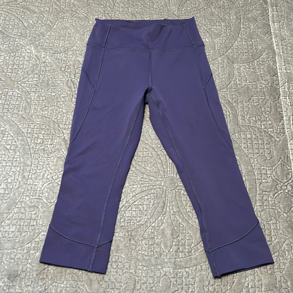 Lululemon crops!